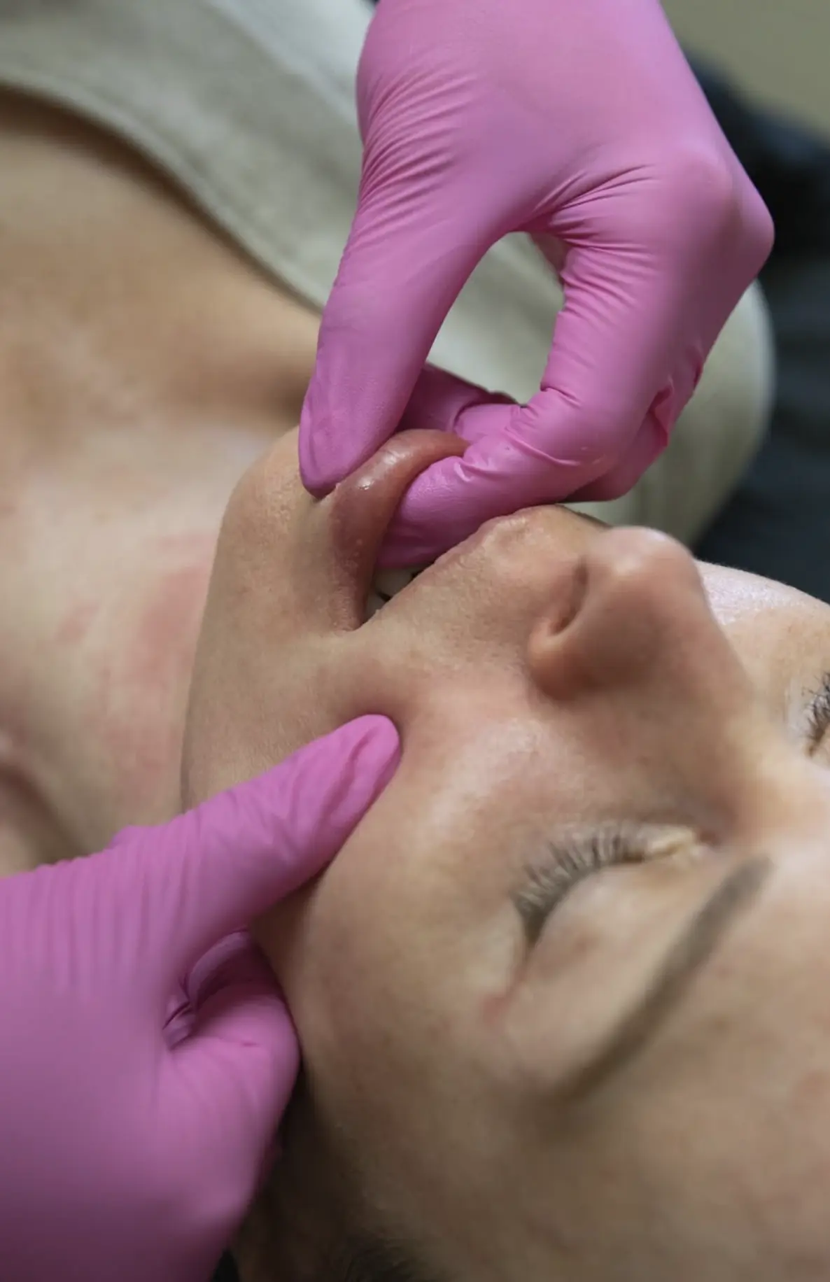 face sculpting device